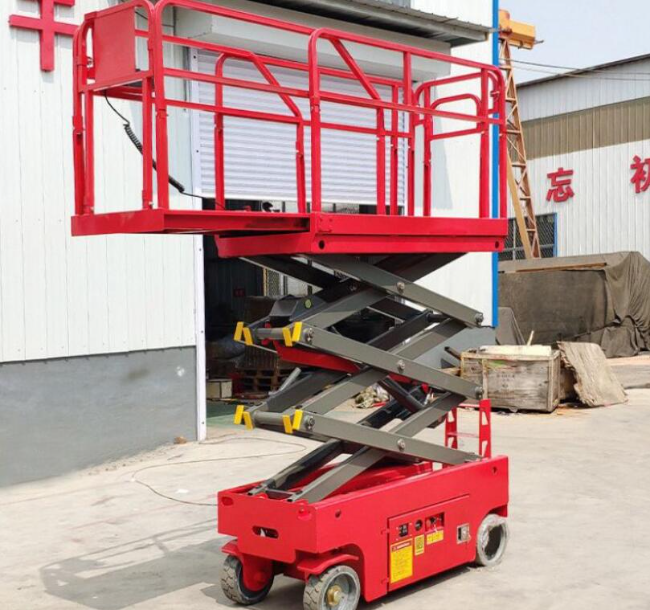 东丰移动剪叉式升降机