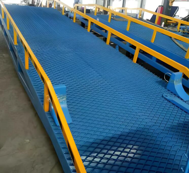 东丰移动式液压登车桥