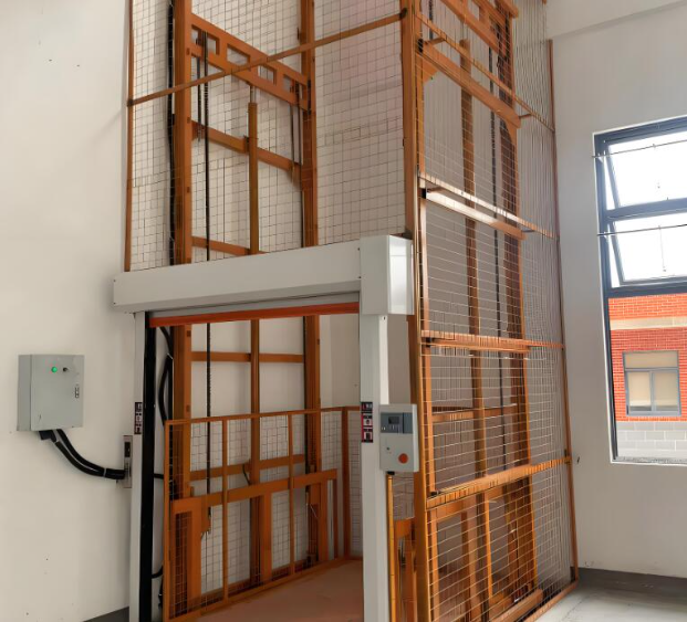 东丰升降货梯是特种设备码